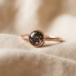 Circle of Life Ring mit Tierfell