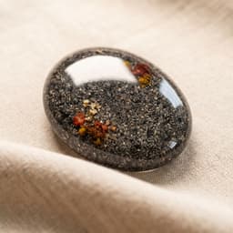 Oval Memory Stone mit Asche und Tiernamen