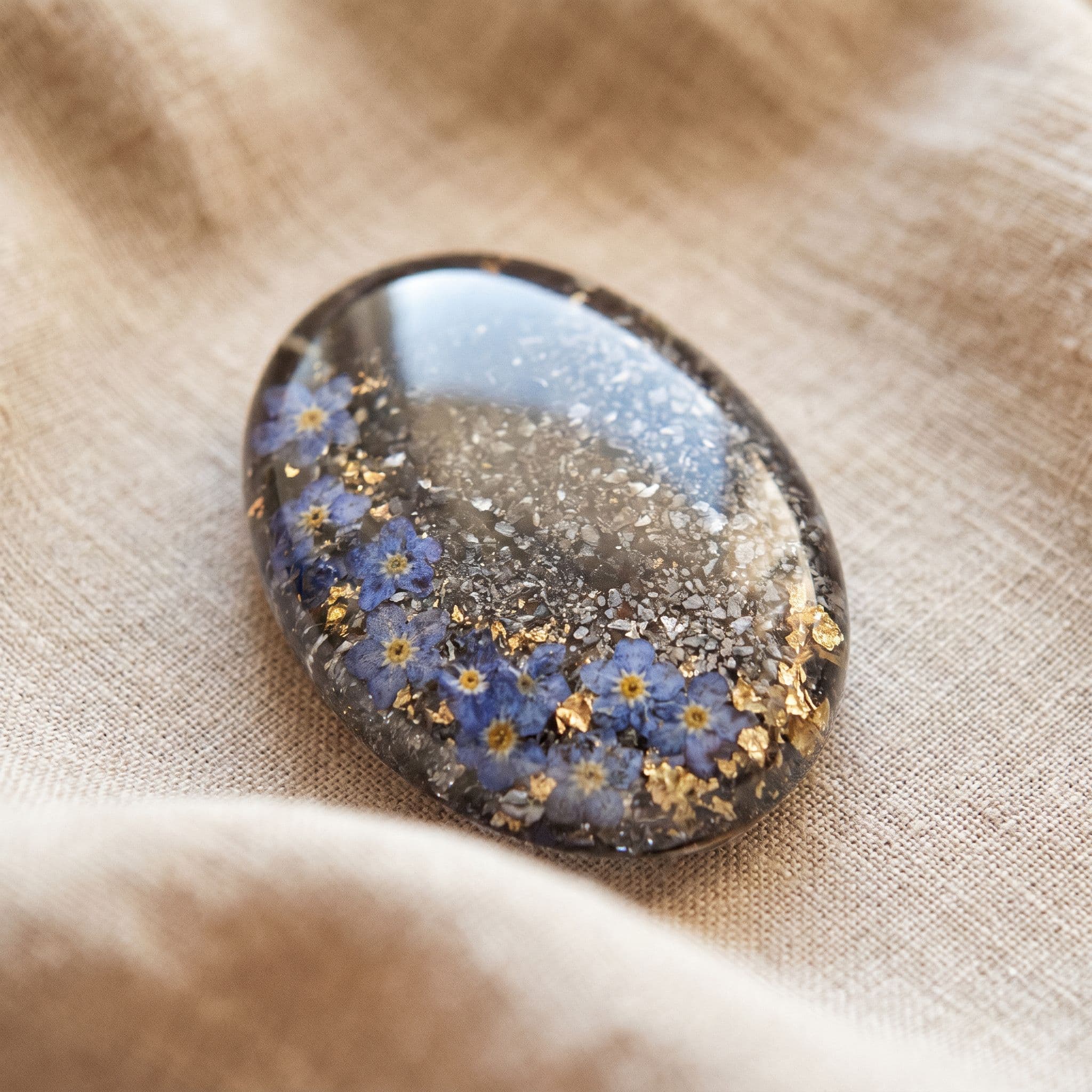 Oval Memory Stone mit Asche und Tiernamen