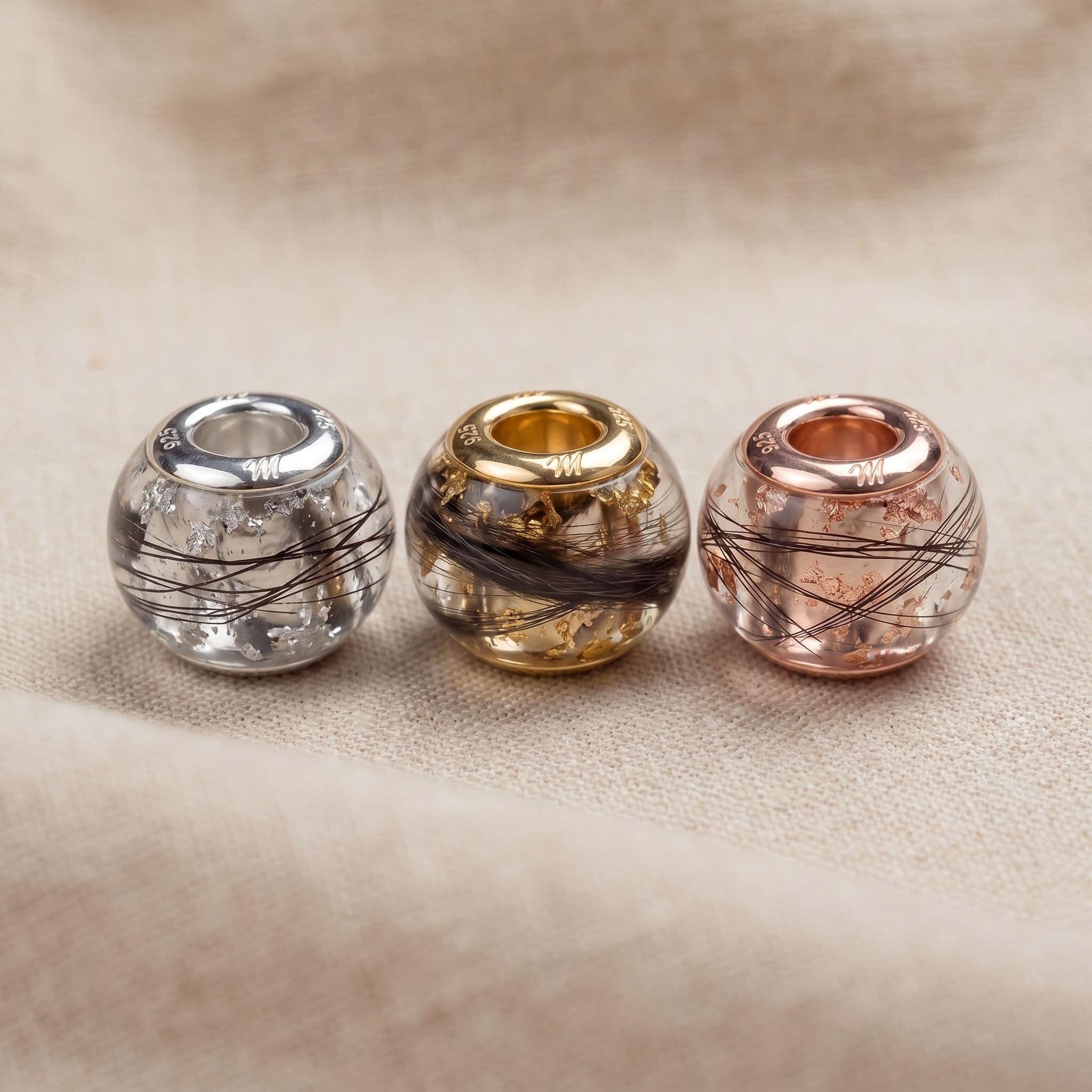 Pandora Charm mit Tierhaar