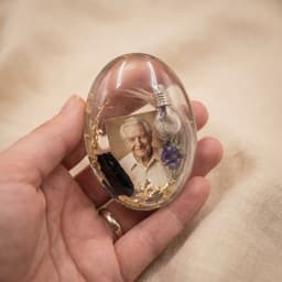 Oval Memory Stone mit Aschekapsel